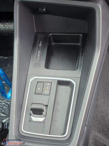 Ford Tourneo Connect full