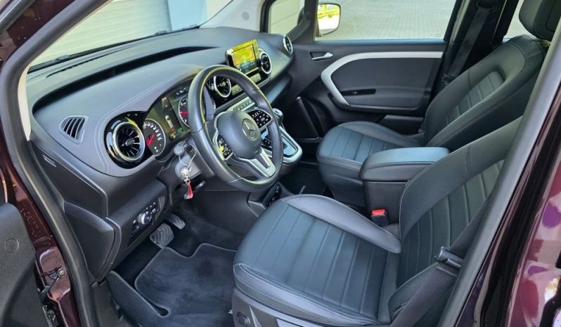 Mercedes-Benz Klasa T 180 d Progressive full