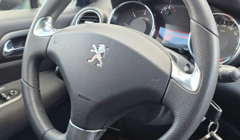 Peugeot 5008 HDI FAP 115 Allure full