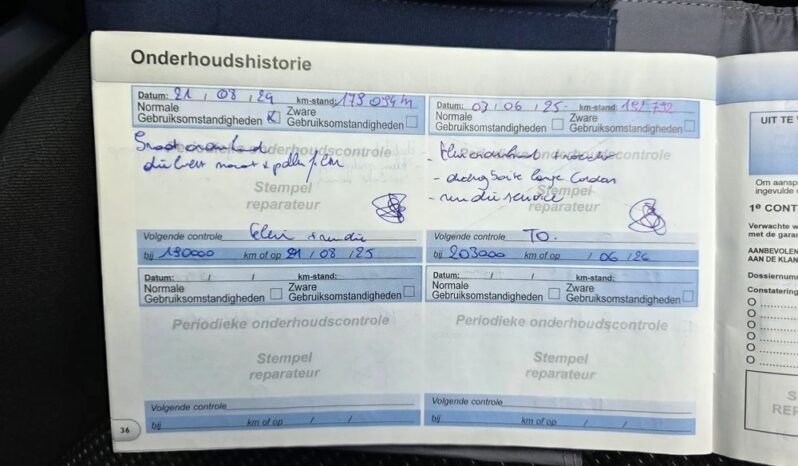 Peugeot 5008 HDI FAP 115 Allure full