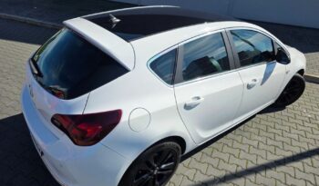Opel Astra 1.4 Turbo Color Edition full