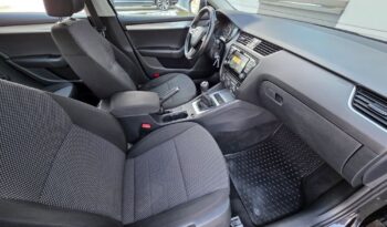 Skoda Octavia 1.6 TDI Ambition full