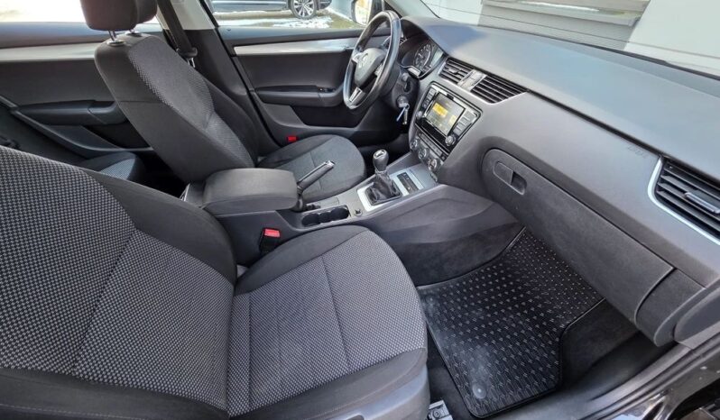 Skoda Octavia 1.6 TDI Ambition full
