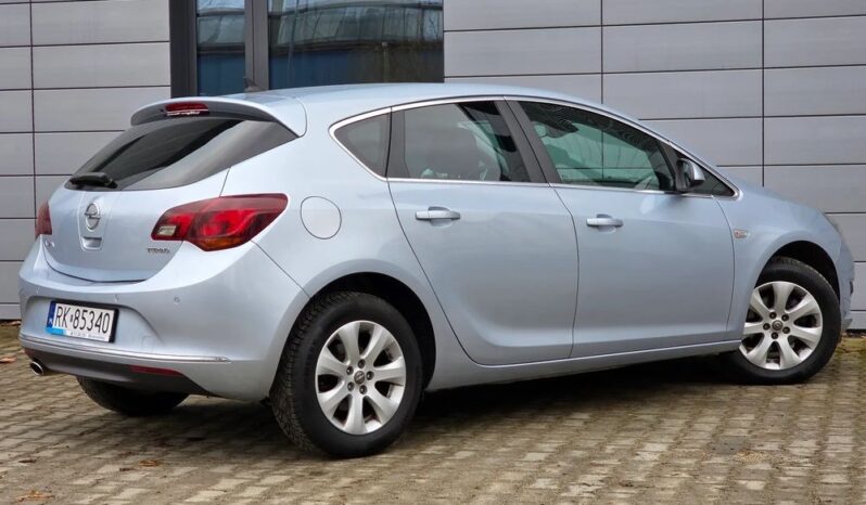 Opel Astra 1.4 Turbo Exklusiv full