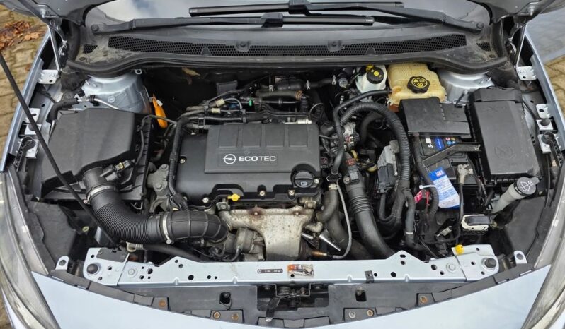 Opel Astra 1.4 Turbo Exklusiv full
