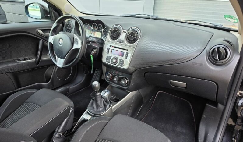 Alfa Romeo Mito 1.4 16V full