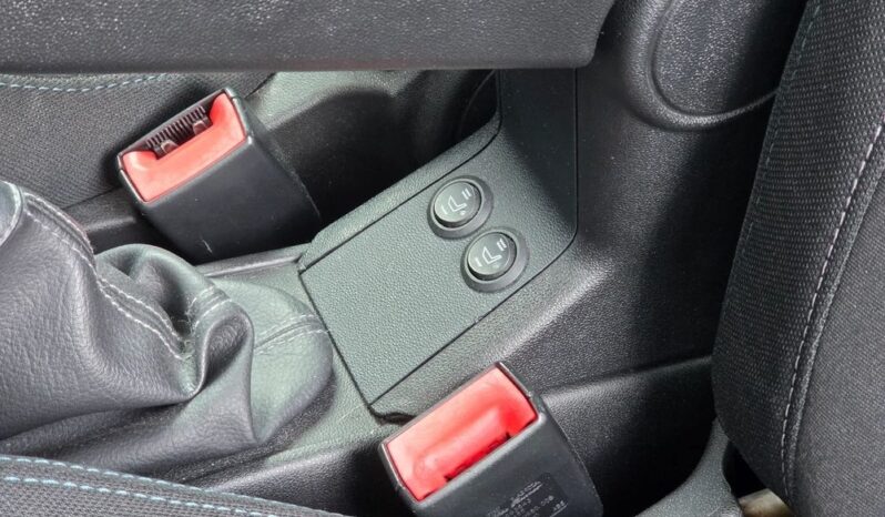 Alfa Romeo Mito 1.4 16V full