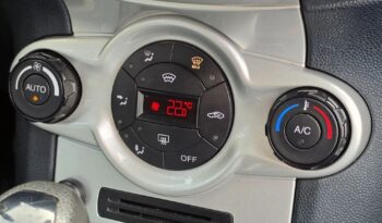 Ford Fiesta 1.4 Autom Titanium full