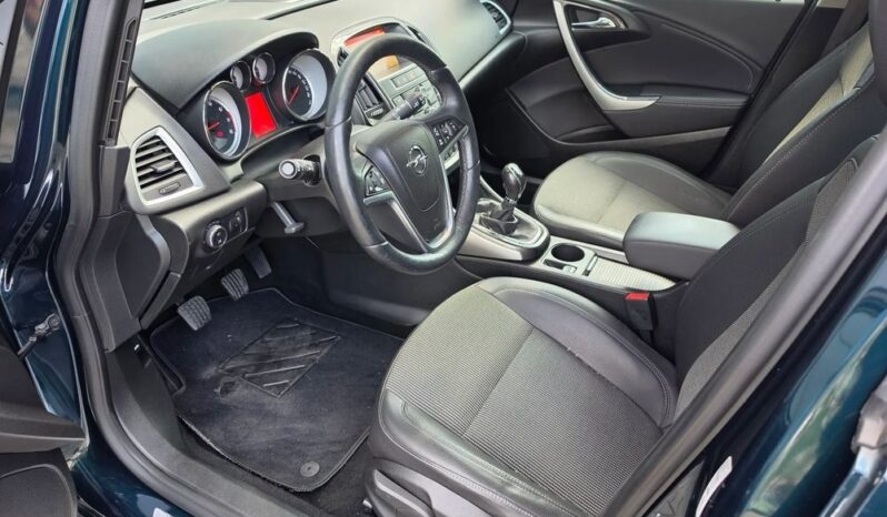 Opel Astra 1.4 Turbo Exklusiv full