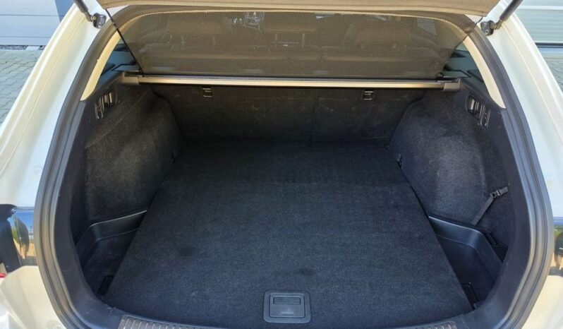 Mazda 6 2.0 SkyPrestige full