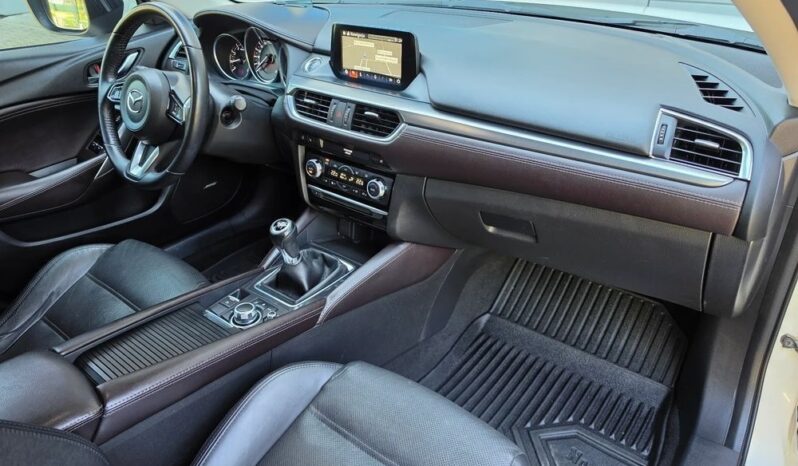 Mazda 6 2.0 SkyPrestige full