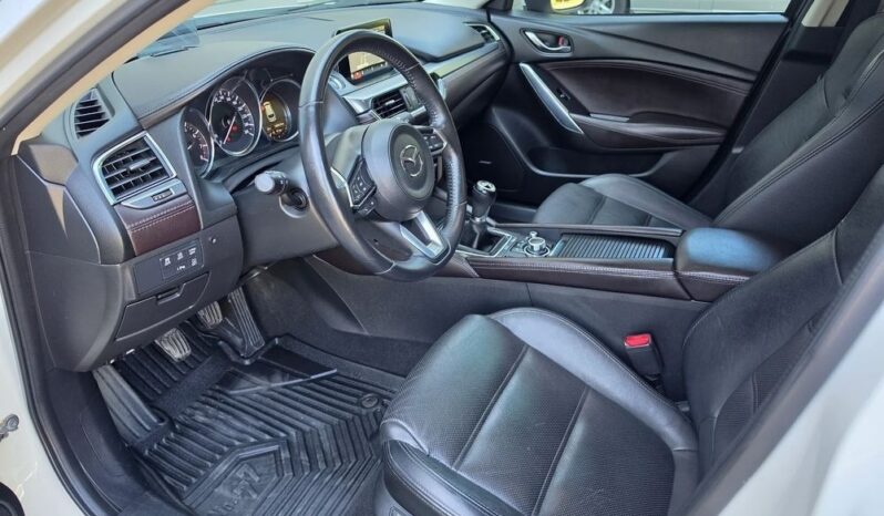 Mazda 6 2.0 SkyPrestige full